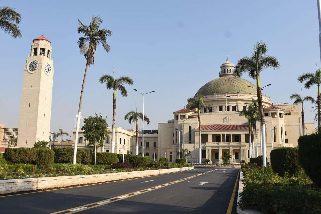 من المشروعات القومية إلى الفنون .. خريطة أنشطة جامعة القاهرة تفاجئ الطلاب