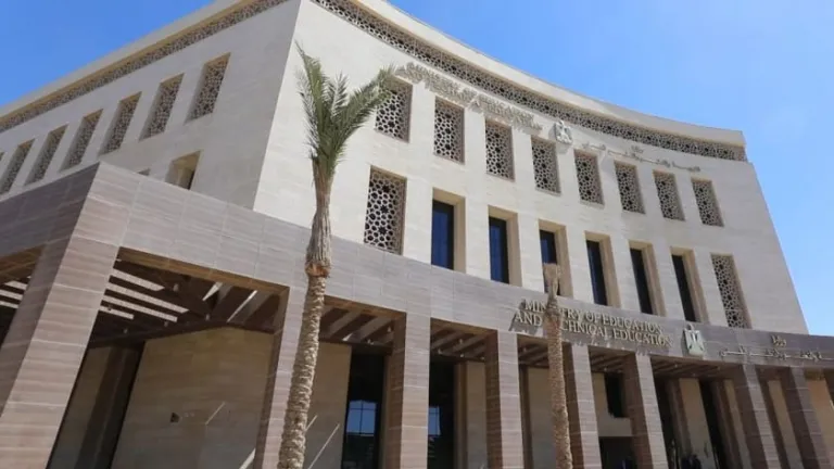 وزارة التعليم تكشف عن توزيع الأسئلة والدرجات في امتحانات الثانوية العامة 2025: اعرف كل التفاصيل!