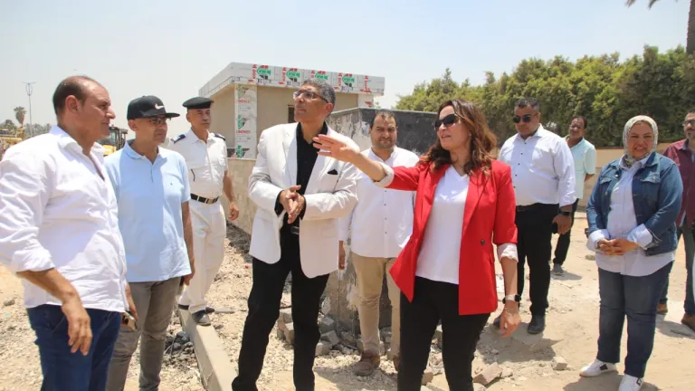 من أجل خدمة المنطقة الأثرية بالاهرامات .. محافظ الجيزة: هذه هي بدائل الإسطبلات العشوائية