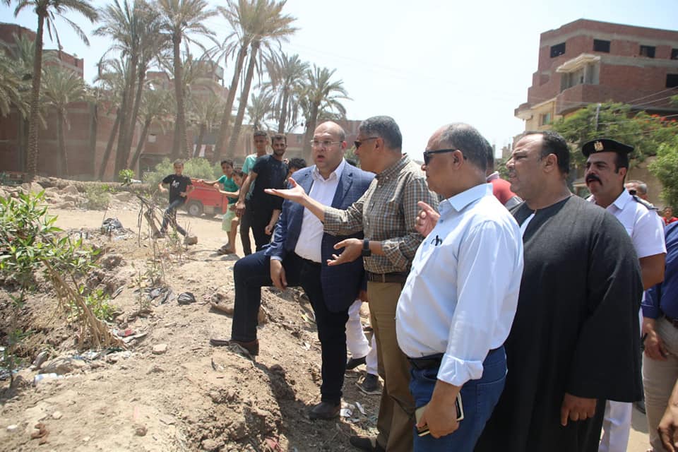 على ارض الواقع .. محافظ الجيزة يعاين الكوبري الجاري أنشاؤه أعلي مزلقان أبو النمرس .. توجيهات هامة لرئيس المدينة 2 على ارض الواقع .. محافظ الجيزة يعاين الكوبري الجاري أنشاؤه أعلي مزلقان أبو النمرس .. توجيهات هامة لرئيس المدينة