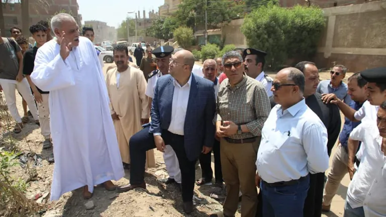 لهذه الأسباب .. محافظ الجيزة يوجه بحصر مزلقانات السكة الحديد العشوائية داخل المحافظة .. يستجيب لأهالى زاوية أبو مسلم بأبو النمرس