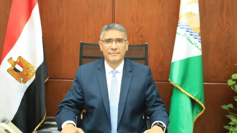 محافظ الجيزة يُصدر قرارات هامه بشأن نوابه والسكرتير العام ومساعدة