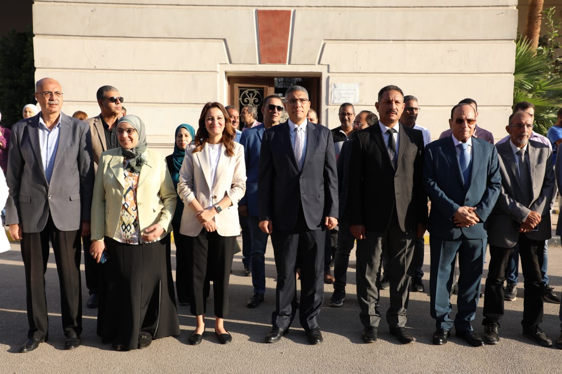 من أجل الطلاب محافظ الجيزة يشدد على هذا الامر .. يتفقد مدارس العمرانية والدقى وجنوب الجيزة