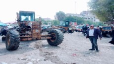 الجيزة تزيل ١٣ كشك وفاترينه مقامة بالمخالفة بالطريق العام بالمنيب