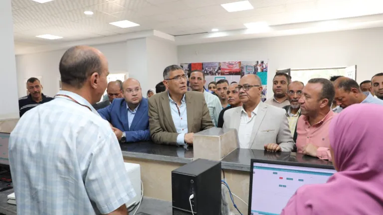 محافظ الجيزة يعطى تكليفات هامة لرئيس مركز أطفيح