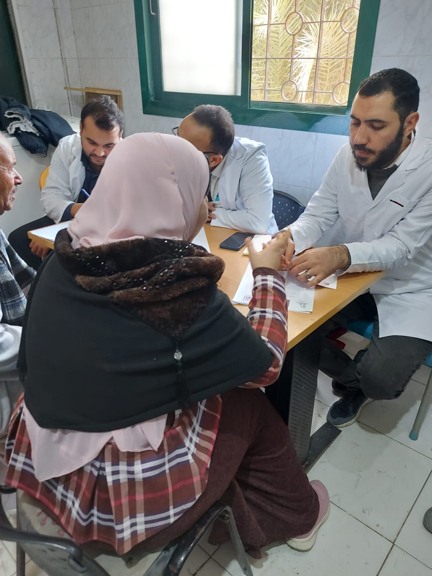 ضمن مبادرة "بداية" الرئاسية .. جامعة القاهرة تطلق قافلة تنموية شاملة لقرية الرقة بمركز العياط 2 ضمن مبادرة "بداية" الرئاسية .. جامعة القاهرة تطلق قافلة تنموية شاملة لقرية الرقة بمركز العياط