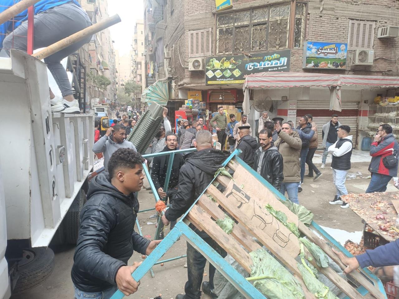 محافظة الجيزة في حالة تأهب: حملات لضبط المخالفين تكشف عن لعبة خطيرة