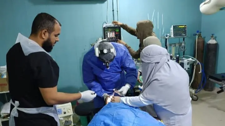 محافظة الجيزة تواصل دعم المبادرات الصحية: قافلة علاجية شاملة لخدمة الواحات البحرية