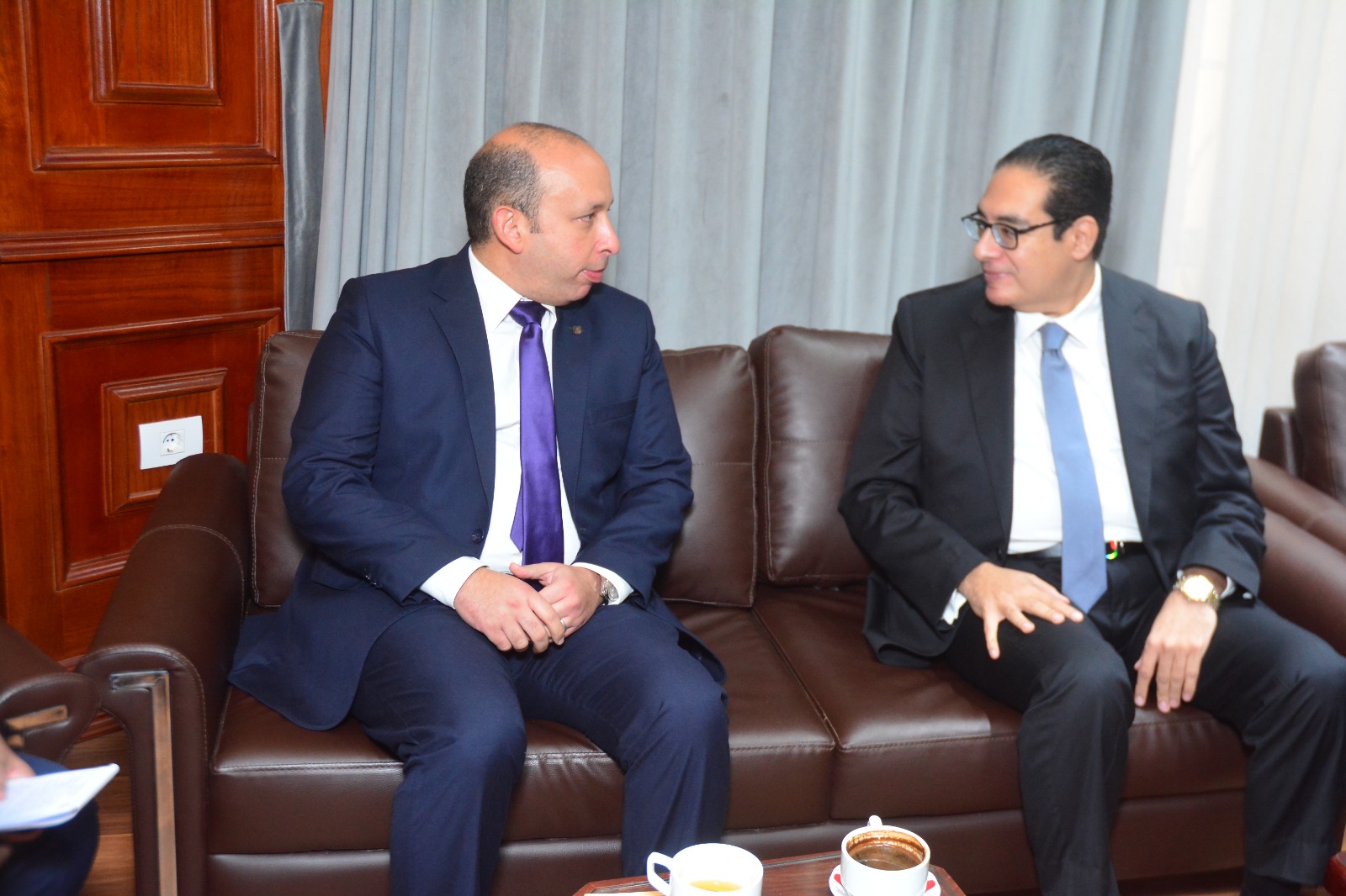 رئيس جامعة القاهرة: القصر العيني يقود التحول في طب الكوارث والطوارئ بإصدار دورية علمية دولية جديدة