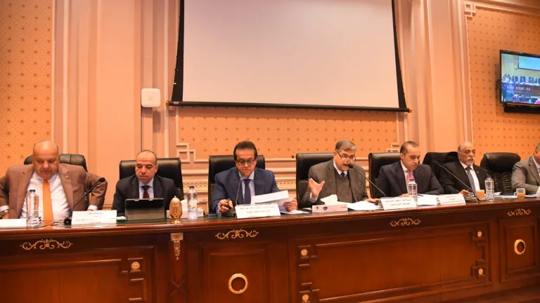 مواجهة ساخنة في مجلس النواب .. هل تنقذ الأطباء أم تصعد الأزمة؟