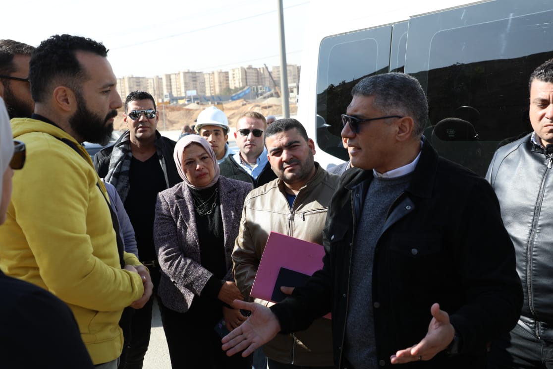 من العشوائية إلى الحضارة: محافظ الجيزة يعرض خطة سرية لتحويل المنطقة المحيطة بالمتحف المصري إلى جوهرة سياحية!