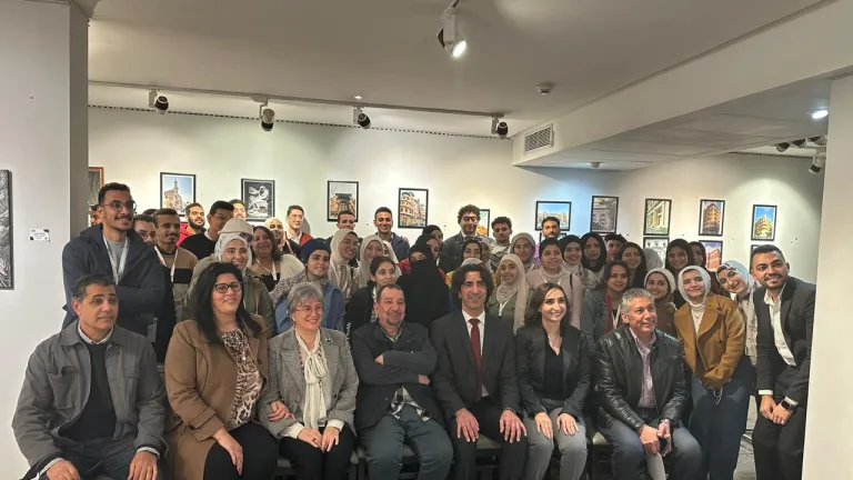 من المسابقة إلى الشهرة: رحلة فنية تنطلق من جامعة القاهرة