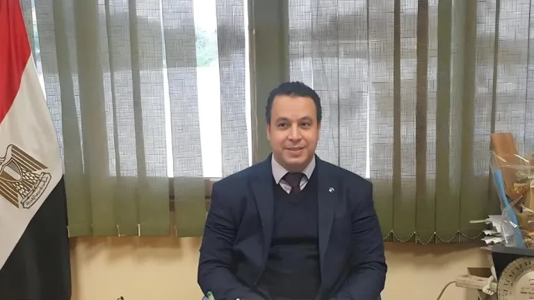 بخطى واثقة .. المستشار ضياء الدرجلي يعتلي منصة محكمة استئناف الإسكندرية