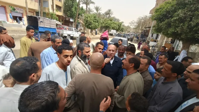 حراك ميداني واسع في البرمبل .. الشهابي يتفقد مشروعات الصرف والنظافة والرصف