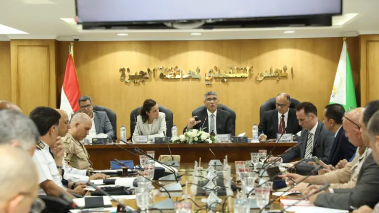 تحت قيادة "النجار".. تنفيذي الجيزة يُفعّل الرقابة ويستقبل كوادر جديدة في مفاصل خدمية مهمة
