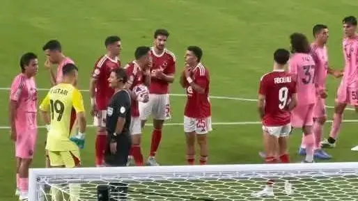 زيزو يطلب.. وتريزيجيه يسدد ويهدر! أزمة في الأهلي بسبب ركلة جزاء