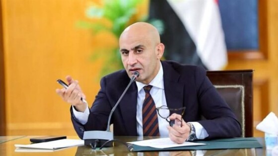 محمد عبد اللطيف وزير التربية والتعليم 