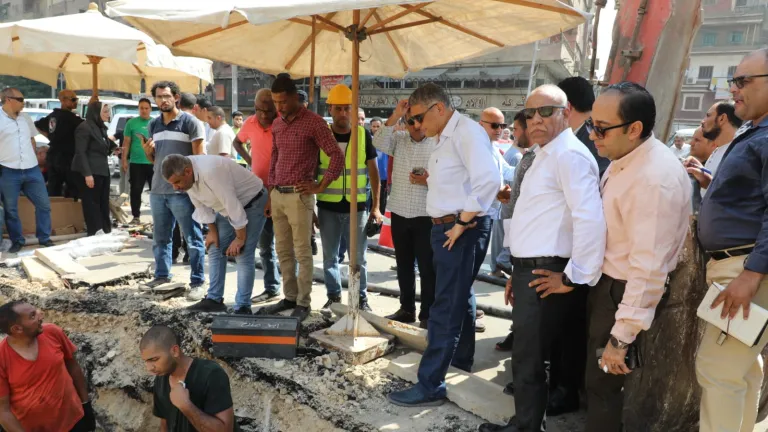 المحافظ في الميدان .. التفاصيل الكاملة لـ"العطل الغامض" الذي أصاب الجيزة