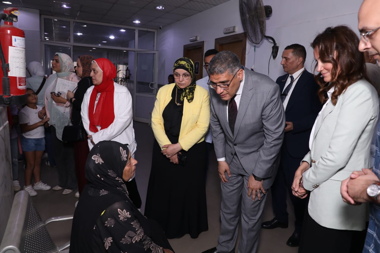 محافظ الجيزة في جولة مفاجئة بمستشفى الشيخ زايد .. وقرارات عاجلة!