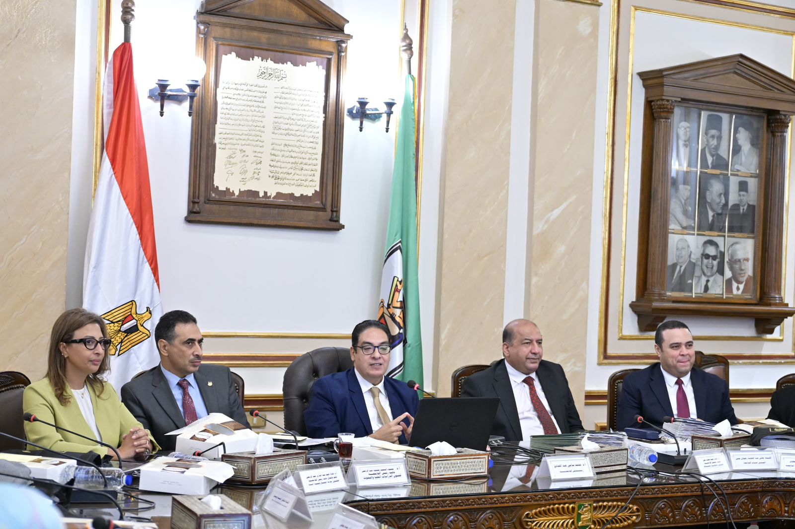 مفاجآت من العيار الثقيل في جامعة القاهرة .. قرارات غير مسبوقة وإشادات عالمية!