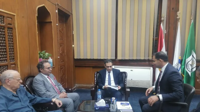 دار العلوم تشعل شرارة التجديد الأكاديمي .. أول ورشة بحثية تواكب رؤية مصر 2030