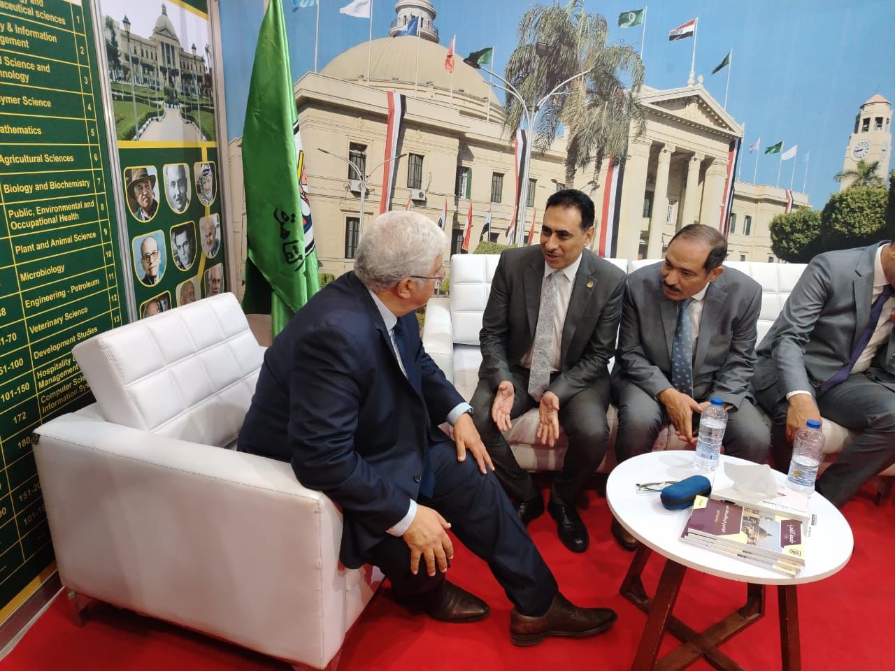 جامعة القاهرة تخطف الأنظار في “أخبار اليوم – يوني إيجيبت”.. شاهد كيف أبهرت الزوار!