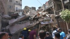 كارثة في قلب الزقازيق .. انهيار منزل يبتلع 5 ضحايا تحت الأنقاض
