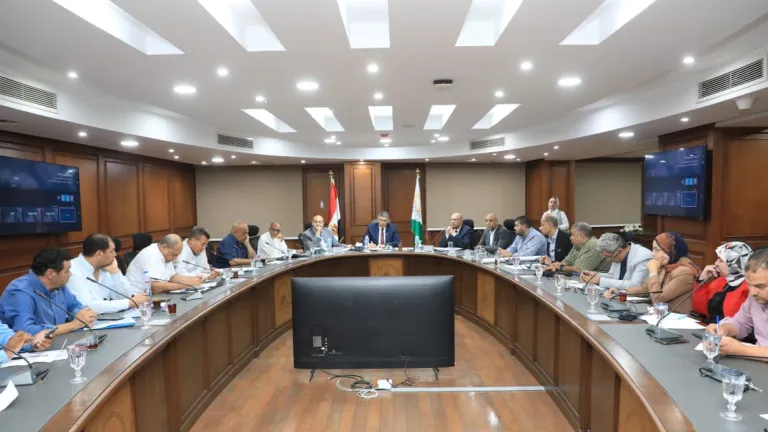 المحافظ يحسم الجدل: لا تسامح مع أي مخالفة جديدة