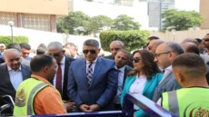 منال عوض والنجار يطلقان سلاح النظافة الخفيف لحل أزمة الشوارع الضيقة