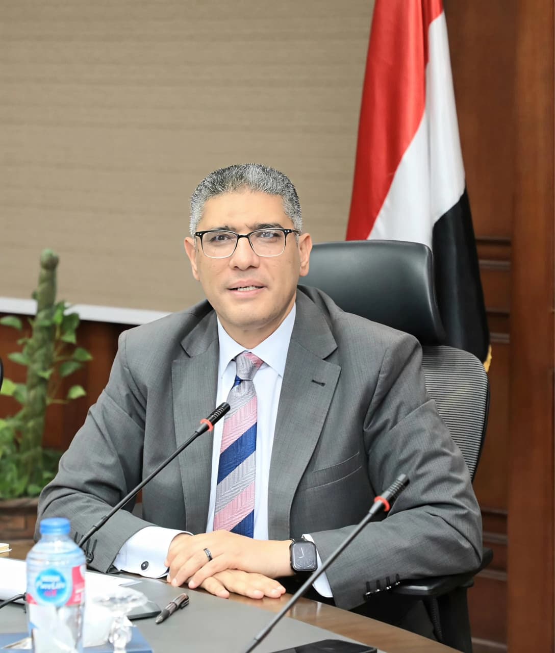 مطاعم حتى منتصف الليل .. وبقالة مستثناة من الغلق .. تعرّف على تفاصيل المواعيد الشتوية الجديدة