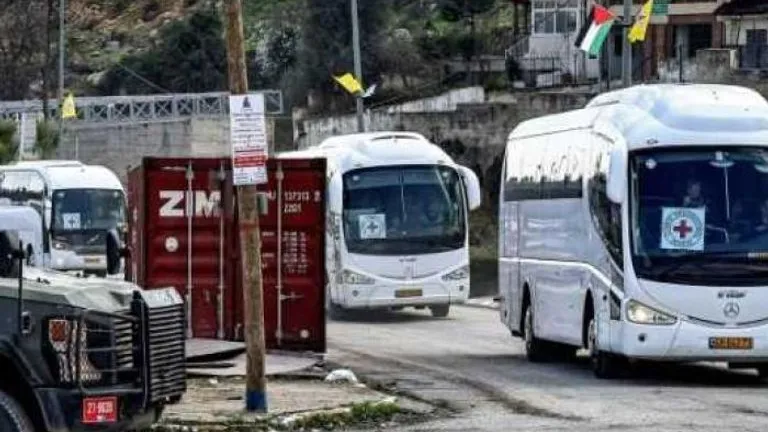 من السجون إلى شرم الشيخ .. إطلاق الأسرى الفلسطينيين تمهيدًا لاتفاق سلام شامل برعاية مصرية وأمريكية