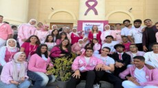 أكتوبر الوردي يزهر في جامعة القاهرة الأهلية .. نداء الحياة: “افحصي نفسك اليوم .. فربما تنقذين غدك!”