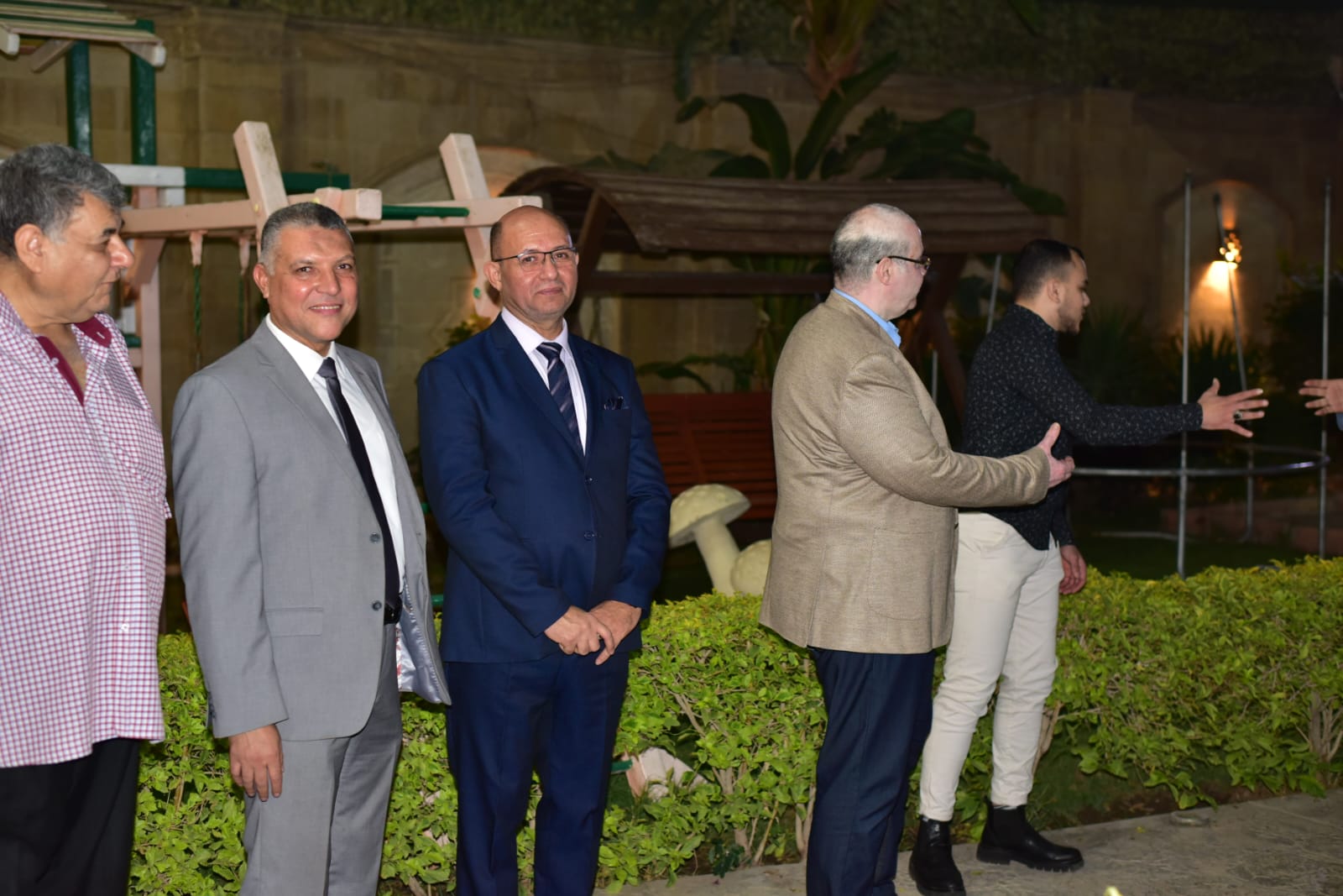 الليلة التي توحّد فيها صوت الحوامدية .. فاعلية انتخابية تُعيد للشارع السياسي روحه الوطنية 8 الليلة التي توحّد فيها صوت الحوامدية .. فاعلية انتخابية تُعيد للشارع السياسي روحه الوطنية