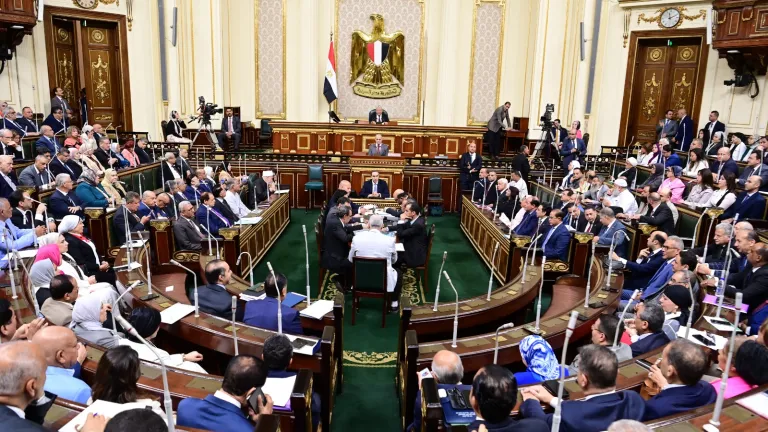 رئيس النواب يعلنها صريحة: الغطرسة الإسرائيلية تهدد الأمن الإقليمي