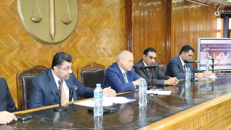 من يحاسب الذكاء الاصطناعي؟ .. تفتح ملف الأخلاقيات والمخاطر