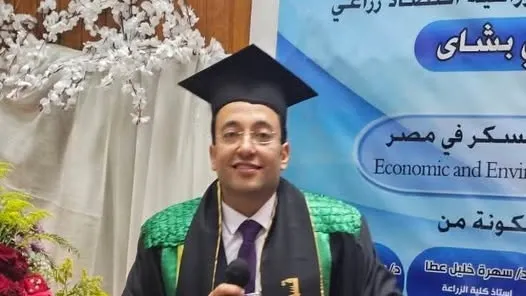 إنجاز علمي مشرف .. رئيس حى جنوب الجيزة يحصد درجة الدكتوراه في الاقتصاد الزراعي من جامعة عين شمس