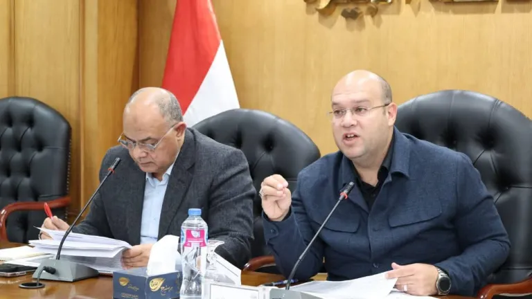 اجتماع طارئ في الجيزة .. خطة استثمارية تُراجع بدقة وملفات أملاك الدولة فى بؤرة الضوء