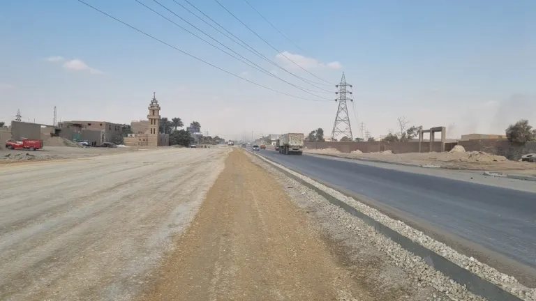 من المريوطية إلى الأوتوستراد .. خطة متكاملة لرفع كفاءة الطرق وتحقيق السيولة المرورية بالجيزة