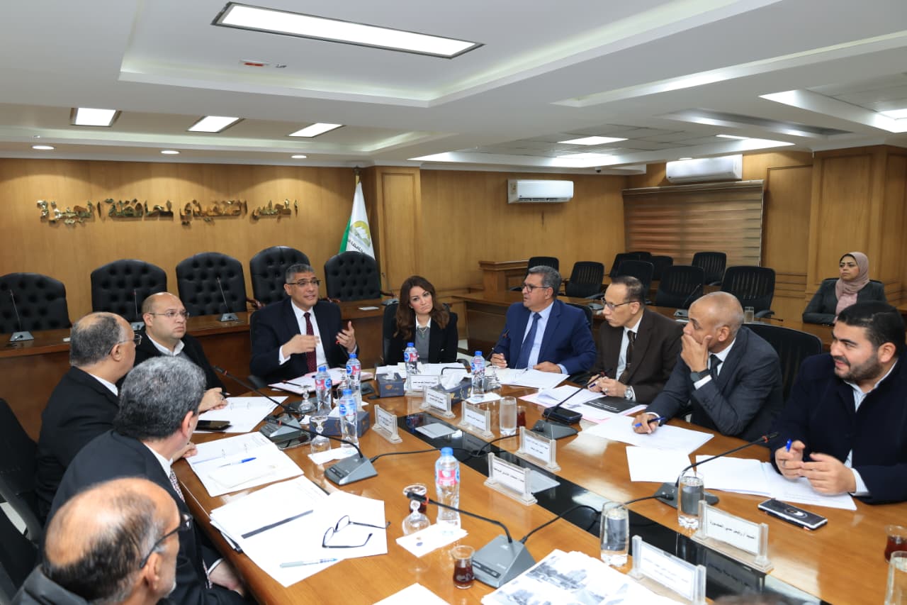 تحركات موسعة داخل ديوان المحافظة .. وملف حساس على الطاولة