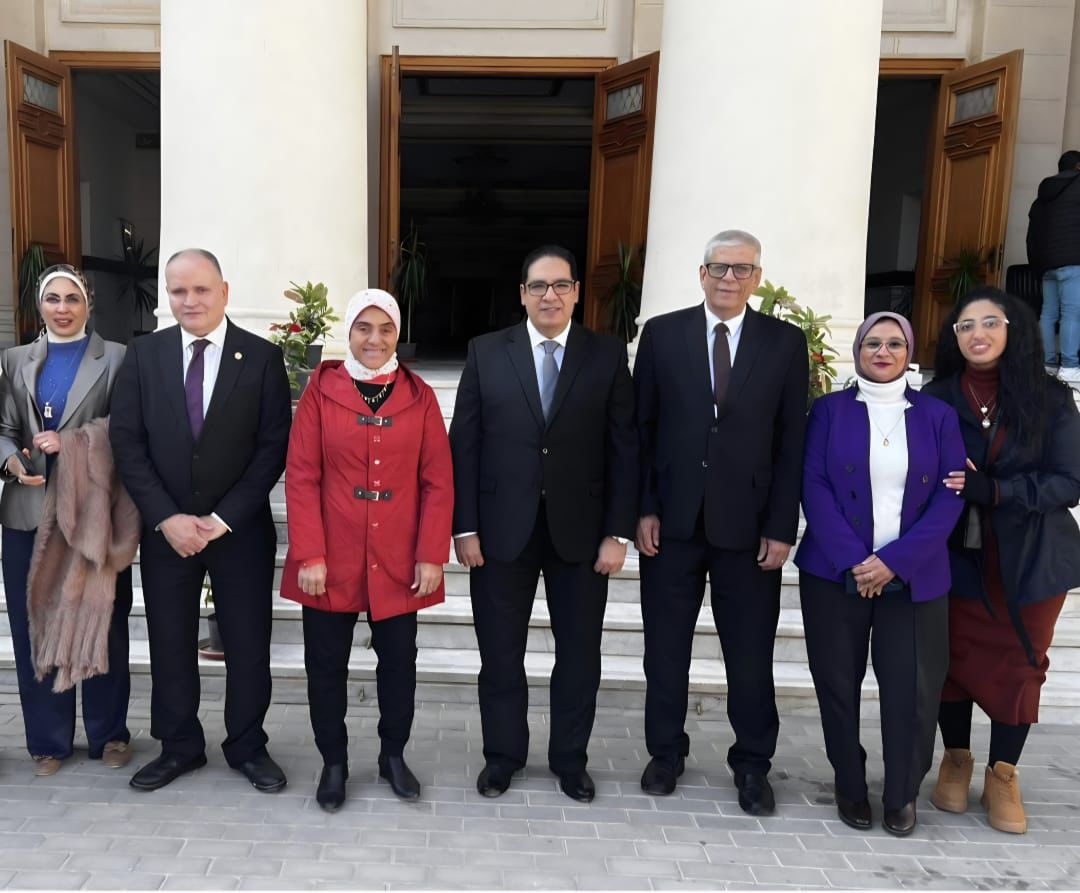 الطالب أولًا .. مركز للدعم النفسي والإرشاد الأكاديمي في جامعة القاهرة الأهلية