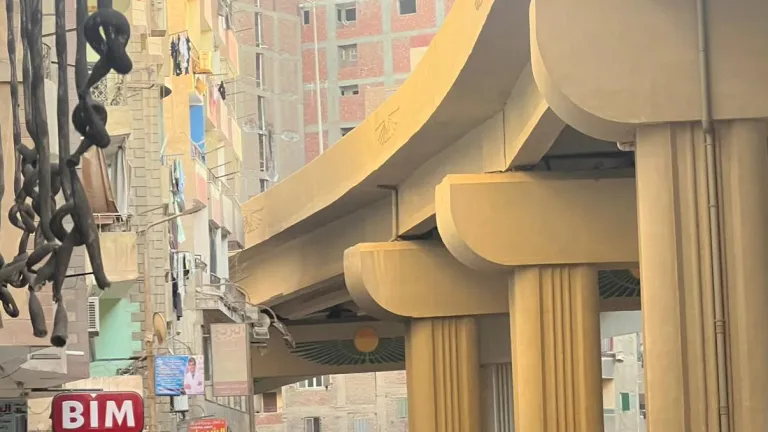هل يتدخل محافظ الجيزة ومدير الأمن قبل حدوث الكارثة؟