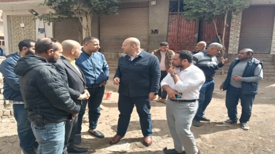نائب محافظ الجيزة يتفقد أبو النمرس وعزبة مدكور لمتابعة النظافة ومشروعات الصرف الصحي