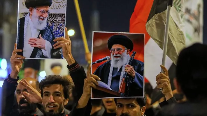 اللغز الذي أحاط بخامنئي .. من كتب الفصل الأخير؟