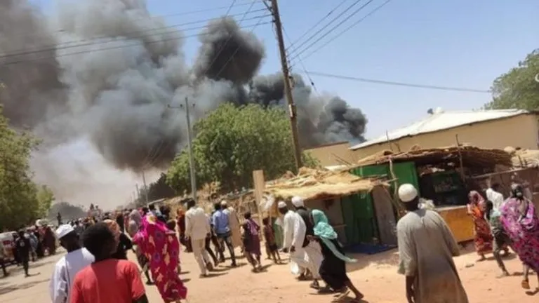 تصعيد خطير في السودان .. قصف جوي يسقط عشرات الضحايا داخل سوقين