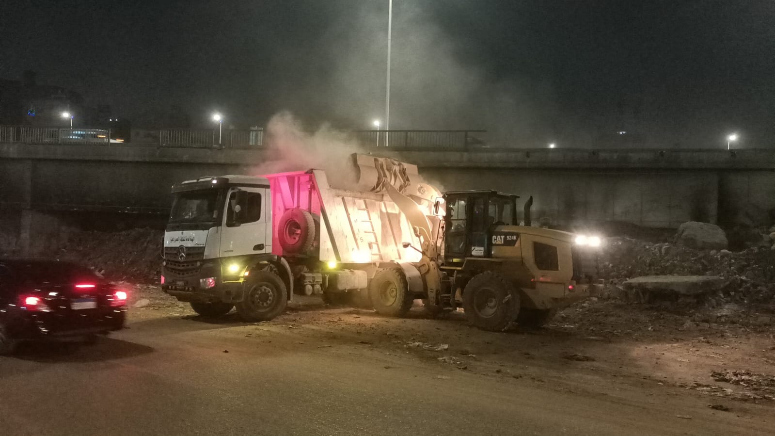 الأنصاري يشرف على حملة ضخمة لإزالة التراكمات بنفق المنشية