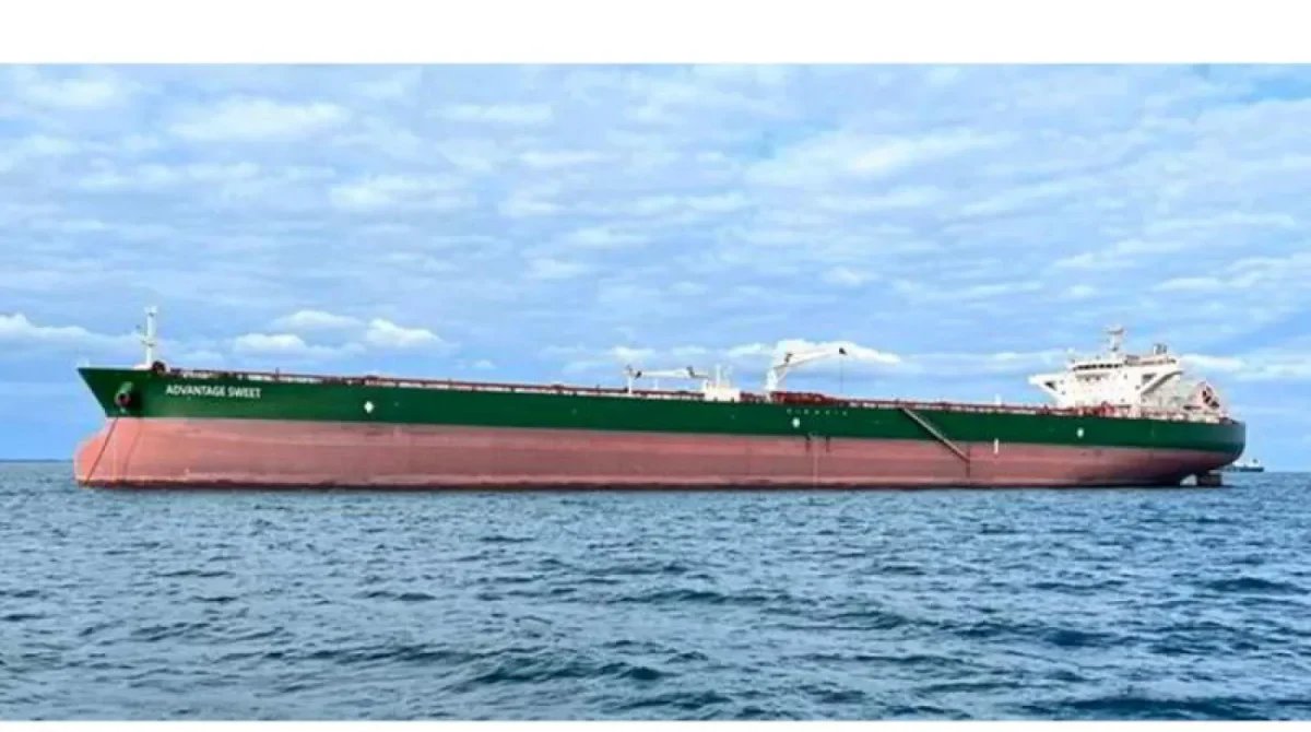 رسائل بالنار في هرمز .. طهران تغلق الأبواب وواشنطن تلوّح بالقوة