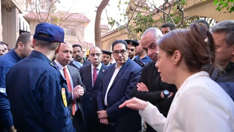 السيطرة على حريق قصر العيني دون إصابات .. وتحرك ميداني عاجل من رئيس الجامعة