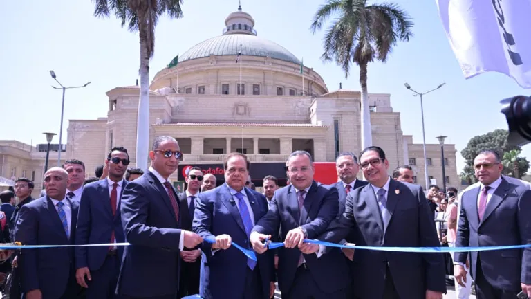 جامعة القاهرة تُطلق أكبر ملتقى توظيف .. 5 آلاف فرصة تنتظر الشباب