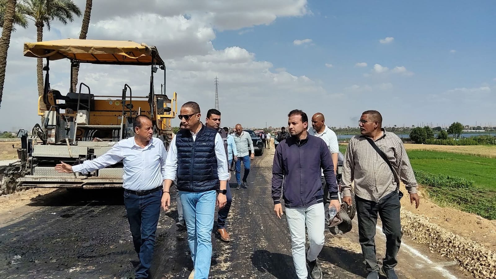 طريق بديل لمصر/أسيوط .. محافظ الجيزة يعلن طفرة مرورية بالعياط