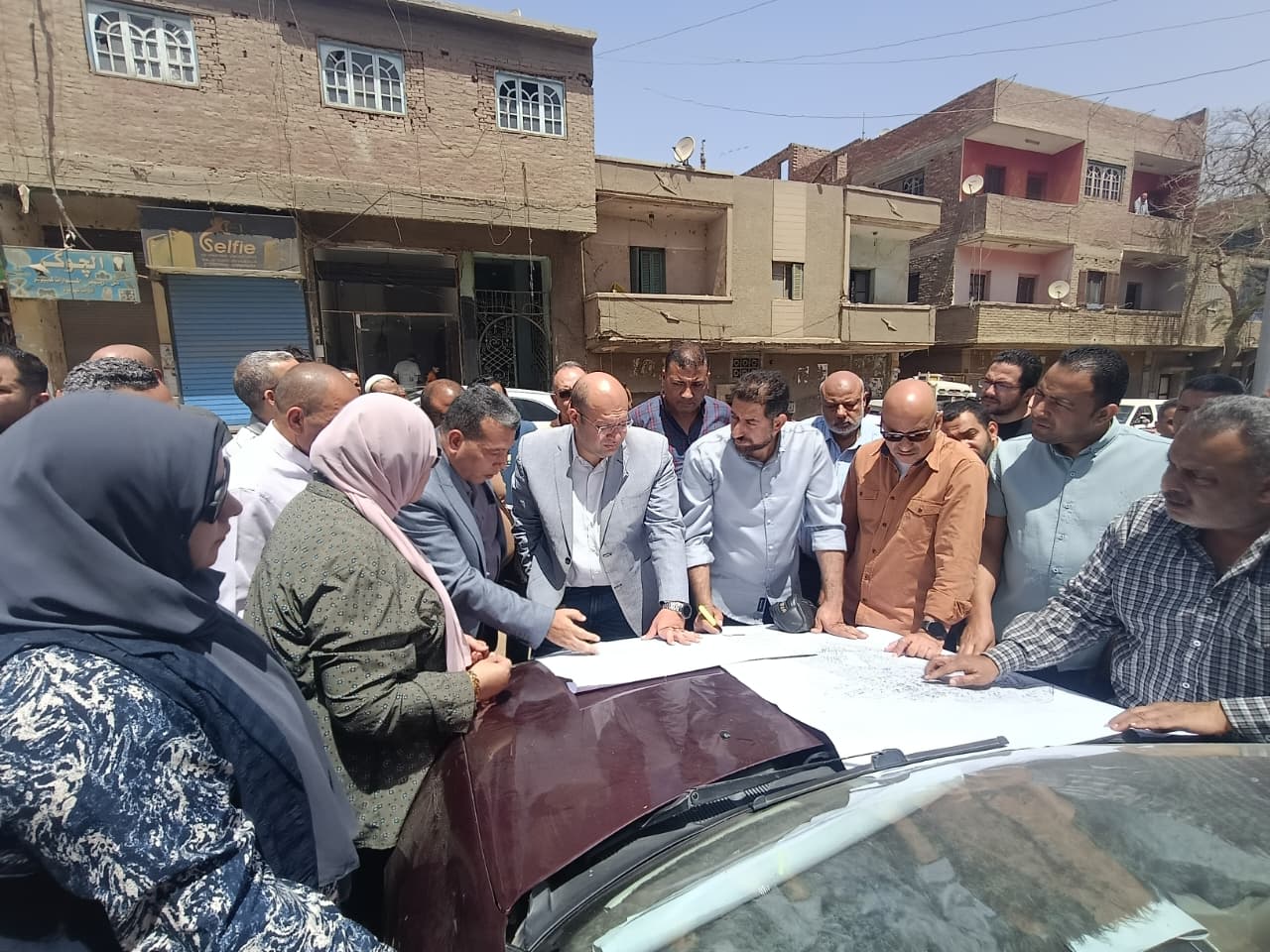 نائب محافظ الجيزة يتفقد مشروعات الصرف الصحي بمركز أبو النمرس وبعطى هذه التوجيهات